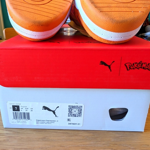 PUMA x Pokemon Slipstream Charmander Jr size 7 EUC - Picture 6 of 8